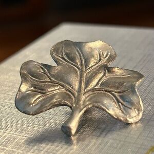 Vintage Silver Tone 3 Leaf Clover Brooch Pin
